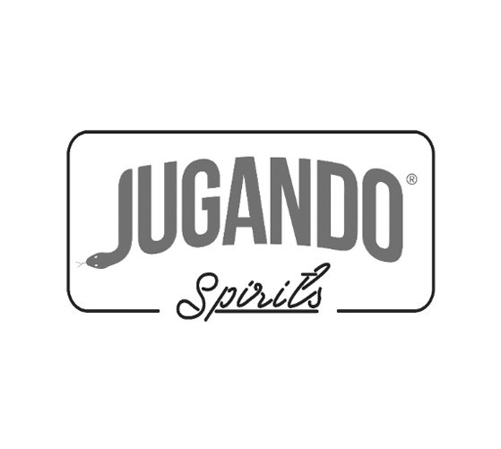 7 – Jugando